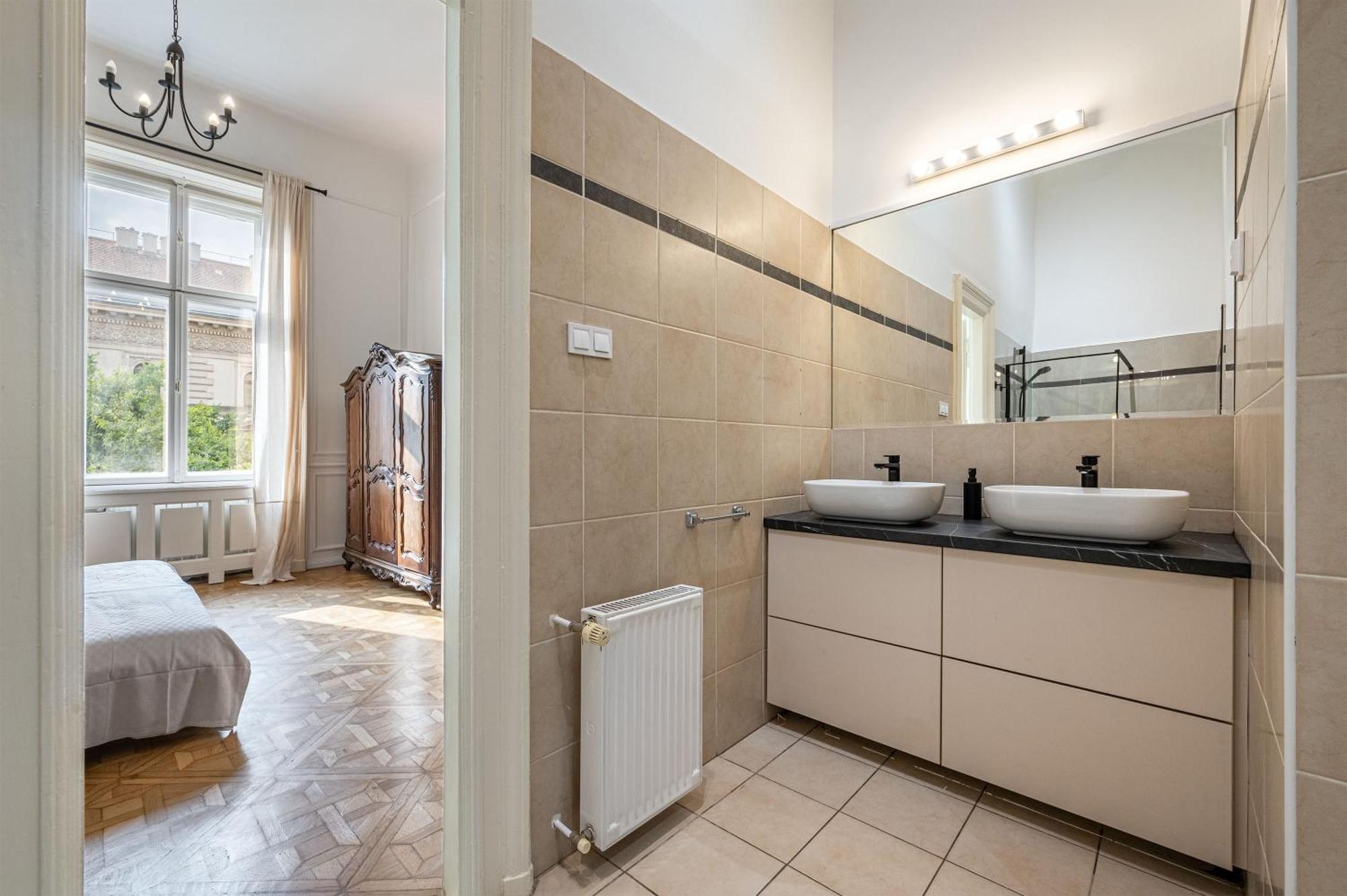 Apartamento Andrassy 28, Next To Opera, Parking Budapest Exterior foto